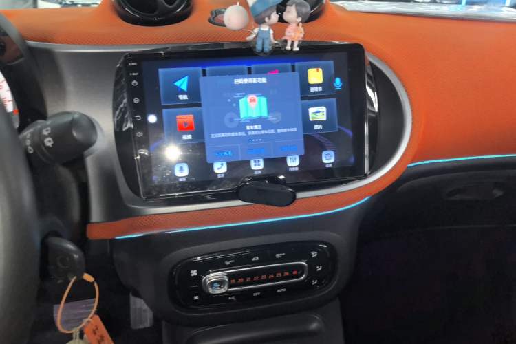 Used smart fortwo 2015 1.0L 52 kW Hardtop Passion Edition Audio And AC Panel