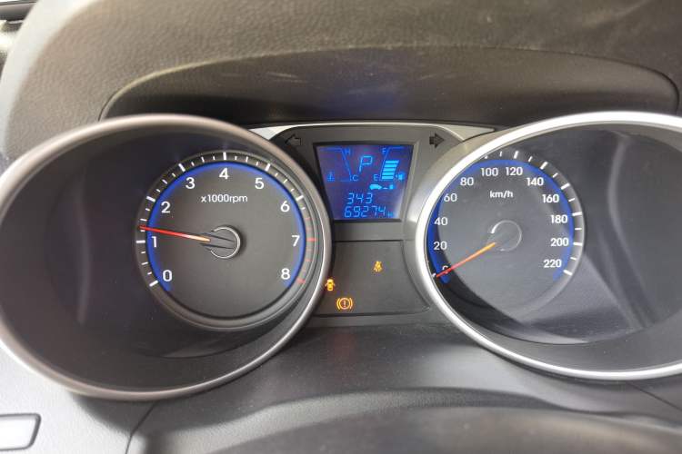 Used Hyundai ix35 2015 2.0L Automatic 2WD Smart Version China V Standard