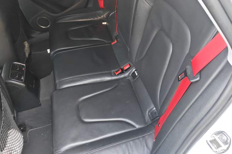 Used Audi A4 2014 40 TFSI allroad quattro plus version
