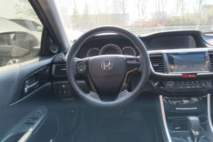 Used Honda Accord 2016 2.0L Comfort Edition
