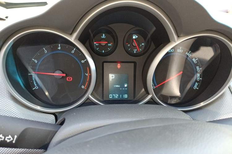 Used Chevrolet Cruze 2013 1.8L SE AT
