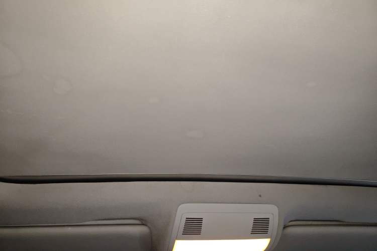 Used Volkswagen Touareg 2011 3.0 TSI High-End Version