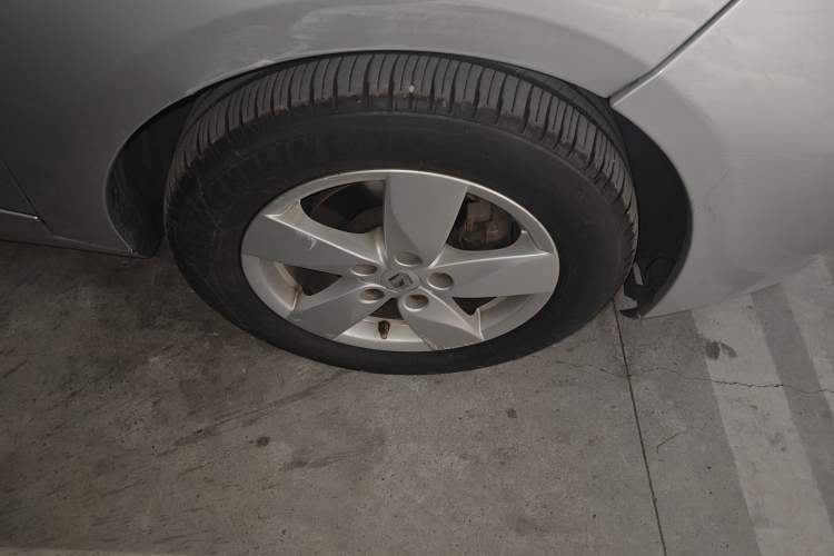 Used Renault Fluence 2011 2.0L Fashion Edition