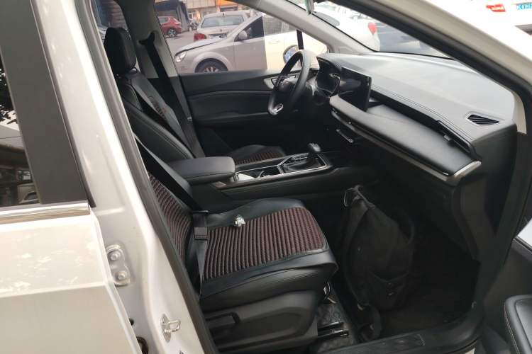 Used Wuling Jiachen 2022 1.5T CVT Smart Luxury Version
