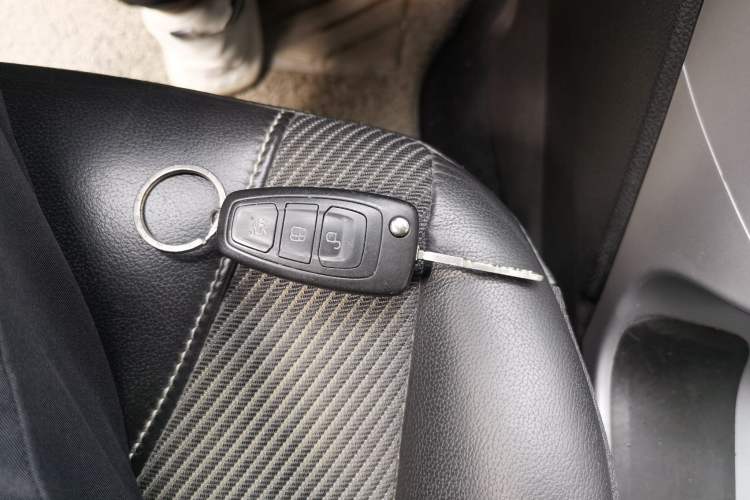 Used Ford Kuga 2013 1.6L GTDi Two-Wheel-Drive Trend Model
