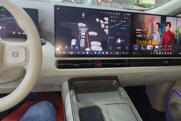 Used Wey Gaoshan 2025 Four-Wheel Drive Alpine 8