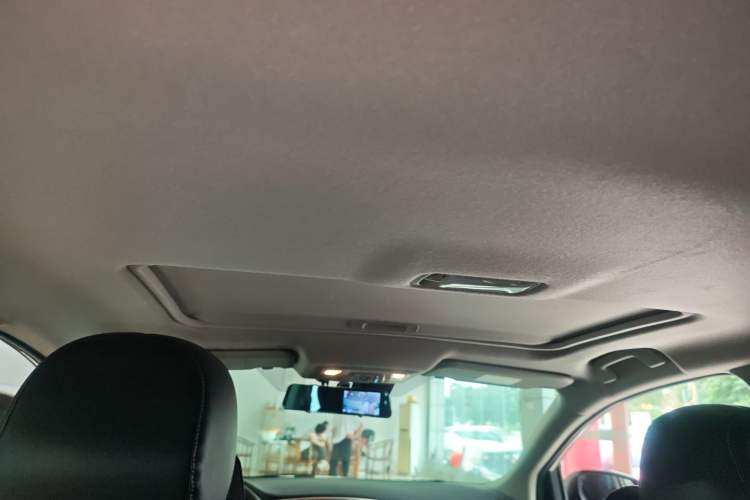 Used Nissan Sylphy 2021 Classic 1.6XL CVT Luxury Edition Headliner