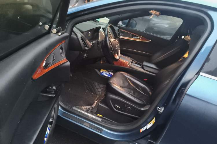 Used Lincoln Nautilus 2019 2.0T Four-Wheel Drive Zunya Edition China VI Standard Driver Seat