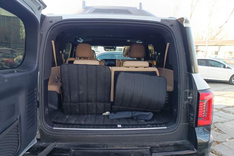 Used Formula Leopard Leopard 8 2025 Zhiyong Flagship Drone Edition 6 Seats