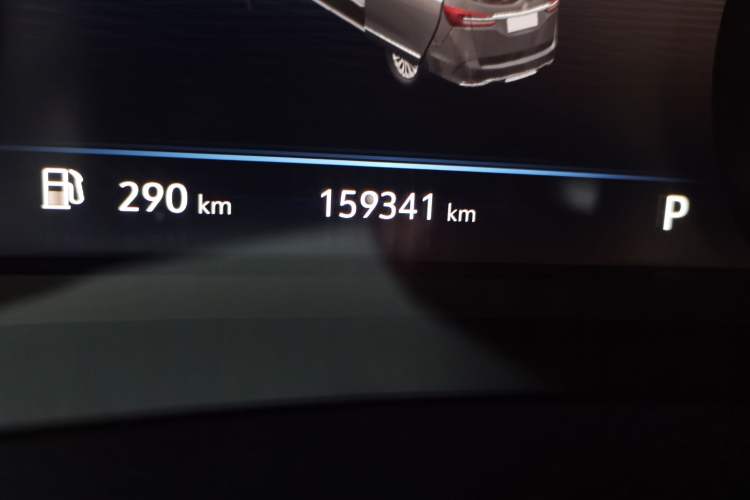 Used Buick GL8 2021 Land Cruiser Executive Class 652T Luxury Model