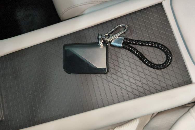 Used Lynk & Co 06 EM-P 2023 EM-P 126 Long-Range Halo
