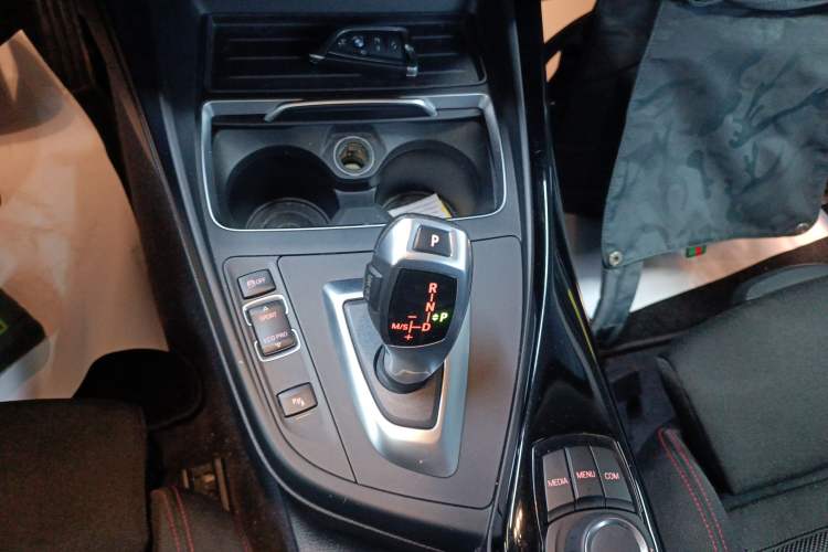 Used BMW 2 Series 2018 220i Sport Design Package