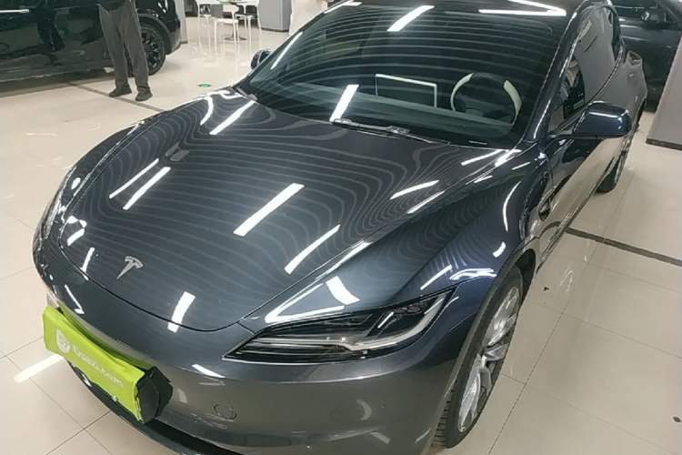 Used Tesla Model 3 2023 Rear-Wheel-Drive Version