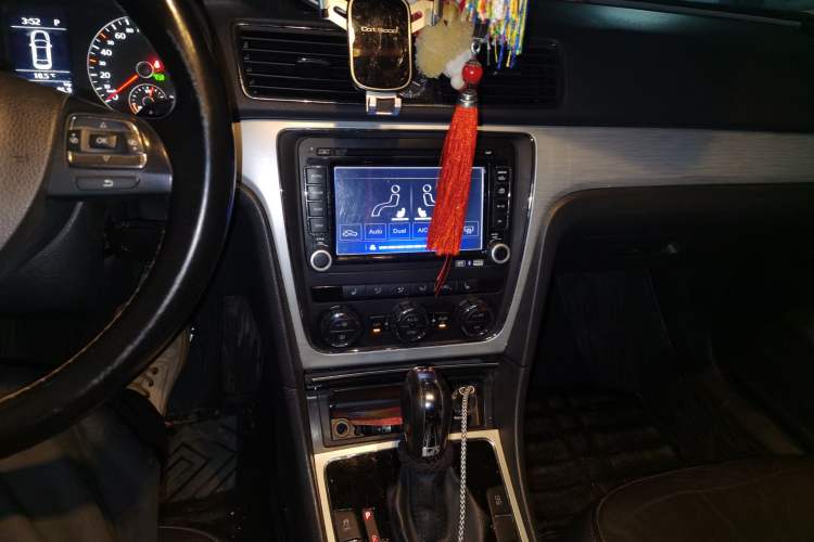 Used Volkswagen Passat 2014 1.8TSI DSG Prestige Edition