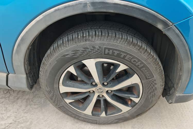 Used Toyota RAV4 2016 2.0L CVT 4x4 New Edition China V Standard
