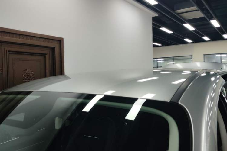 Used Geely Galaxy LEVC L380 2024 100 kWh 6-Seater Two-Wheel Drive Air
