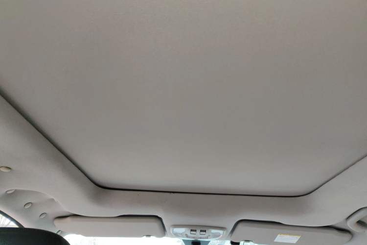 Used BAIC Senova X65 2015 2.0T Automatic Elite Model