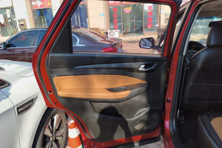 Used Wuling Hongguang S3 2018 1.5L Manual Luxury Model China V Standard