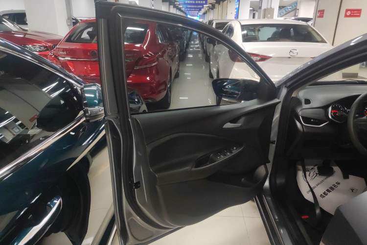 Used Chevrolet Cavalier 2020 Redline 325T Automatic Xinshang Edition Left Front Door Interior