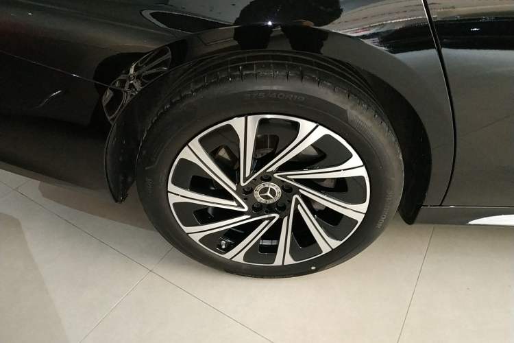 Used Mercedes-Benz E-Class 2024 E 300 L Luxury Model
