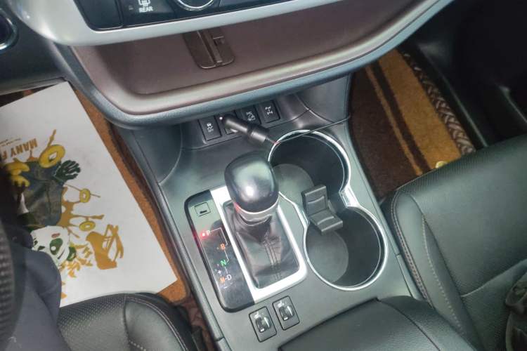 Used Toyota Highlander 2015 2.0T Four-Wheel Drive Luxury Edition 7-Seater