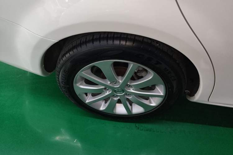 Used Mazda 6 2013 2.0L Automatic Fashion Edition Right Rear Wheel Hub