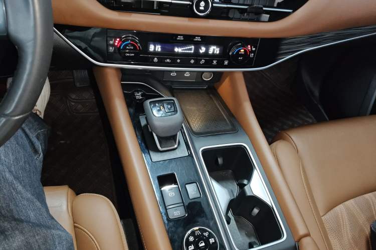 Used Nissan Pathfinder 2024 380 VC-TURBO Four-Wheel Drive Prestige Edition 6 Seats
