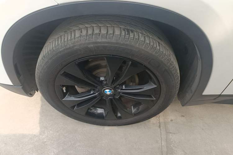 Used BMW X1 2020 sDrive20Li Fashion Model Left Front Wheel Hub