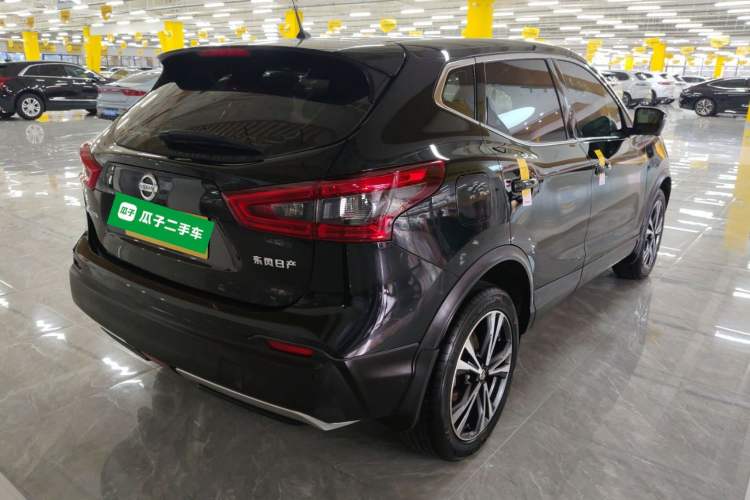 Used Nissan Qashqai 2021 2.0L CVT Luxury Edition Rear Right 45 Deg