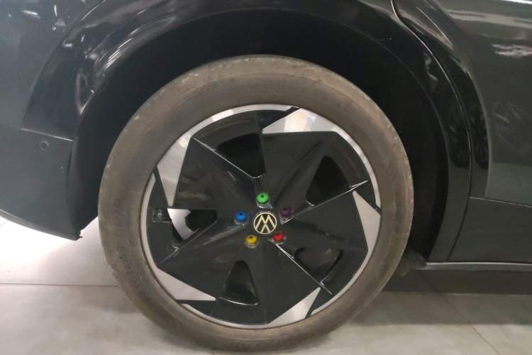 Used Volkswagen ID.UNYX 2024 Pro Long-Range Version
