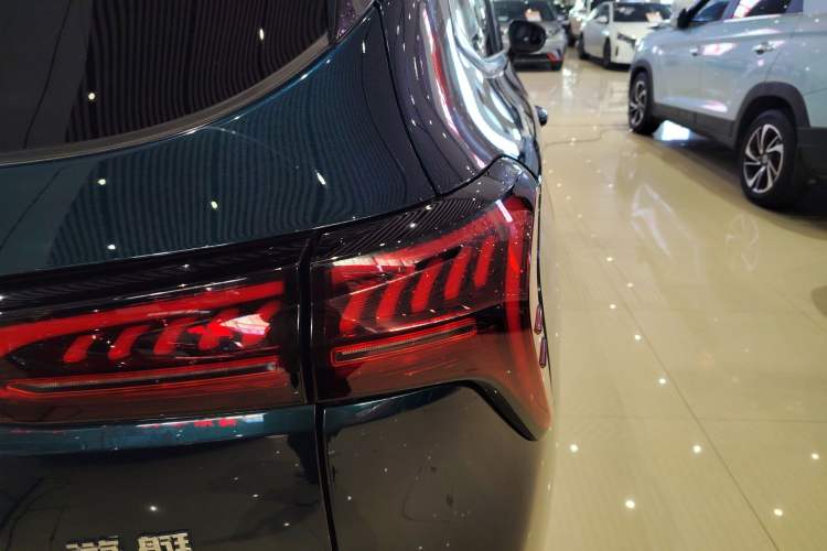 Used FORTHING Yacht 2022 1.5T DCT Chasing-the-Waves Edition
