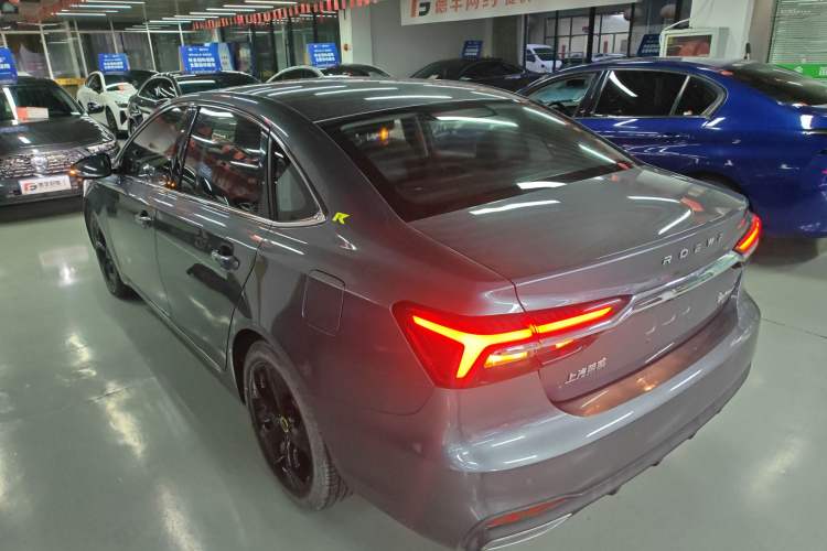 Used Roewe i6 MAX 2020 300TGI Automatic "Swell Cool Smart Drive" Edition
