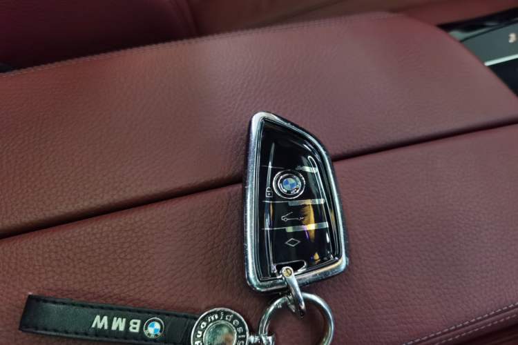 Used BMW 5 Series 2018 Restyled 530Li Leading Edition M Sport Package
