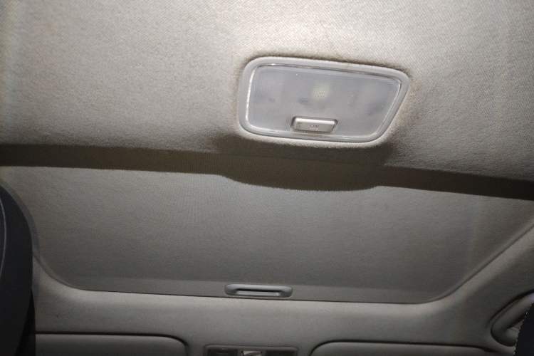 Used Kia K3 2016 1.6L Automatic GLS Headliner