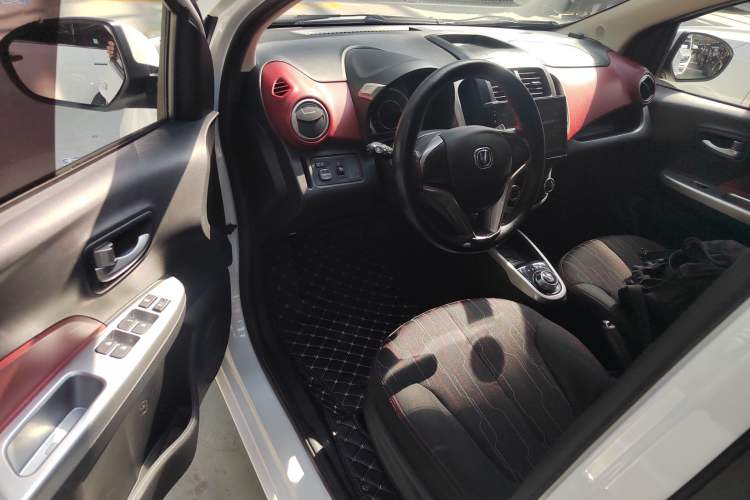 Used CHANGAN Benni 2015 1.4L IMT Luxury Model China V Standard
