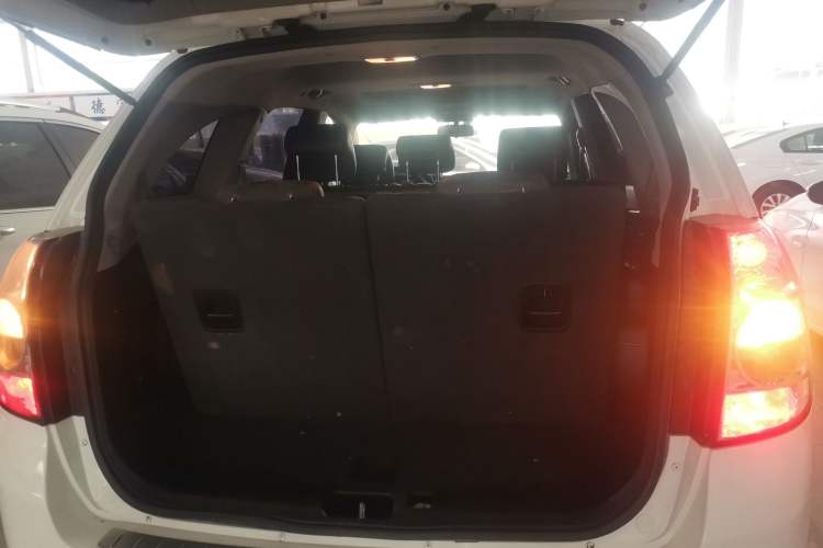 Used Chevrolet Captiva 2014 2.4L 4x4 Flagship Edition 7 Seats