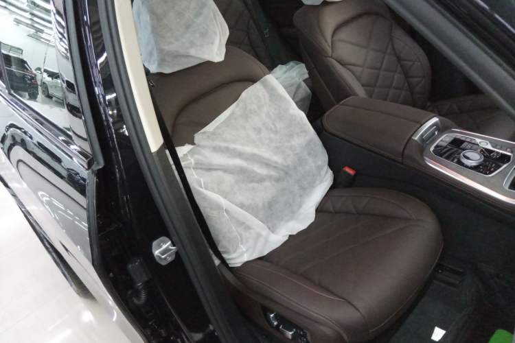 Used BMW X5 2026 Model, xDrive 30Li Prestige M Sport Night Package