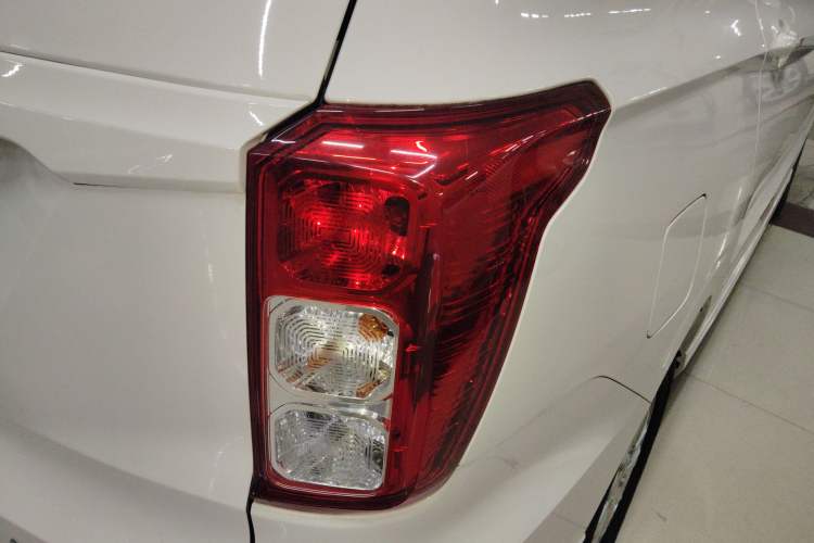 Used Wuling Hongguang 2021 1.5L Revised S Standard Version Hydraulic-Power-Assisted LAR