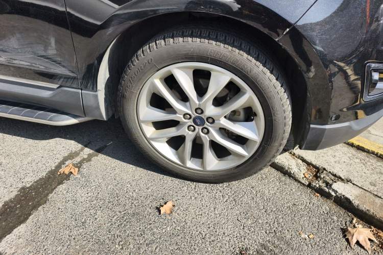 Used Ford Edge 2016 EcoBoost 245 Four-Wheel Drive Titanium 7-Seater
