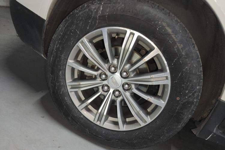 Used Cadillac XT5 2018 25T Luxury Model