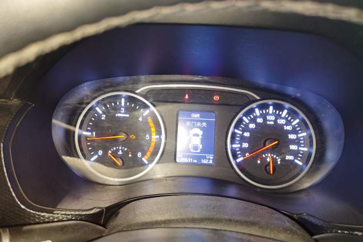 Used Great Wall Wingle 5 2017 2.0T European Version Diesel Two-Wheel Drive Advanced Large Double-Cab GW4D20E
