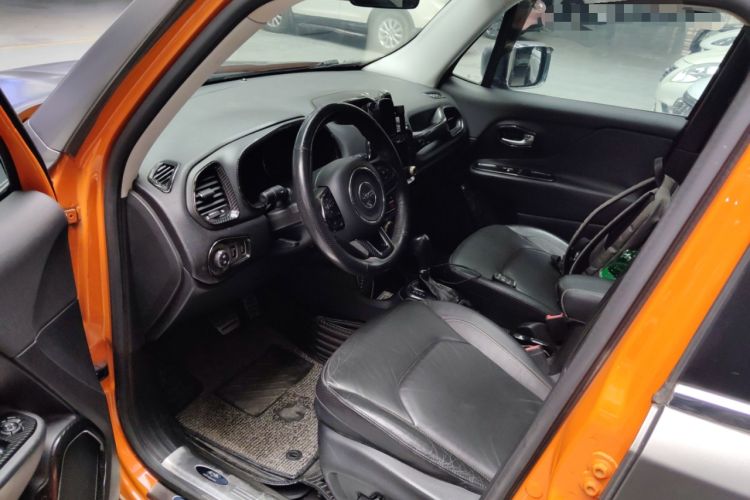 Used Jeep Renegade 2016 1.4T Automatic Smart Edition
