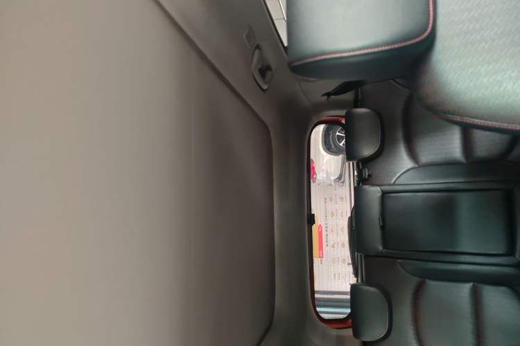 Used Hyundai ix25 2017 1.4T Automatic Prestige Model
