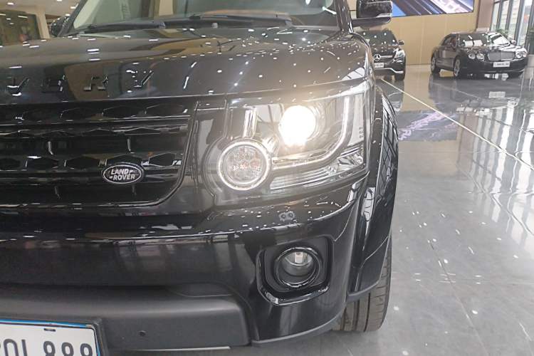 Used Land Rover Discovery 2015 3.0 SDV6 HSE Diesel Version
