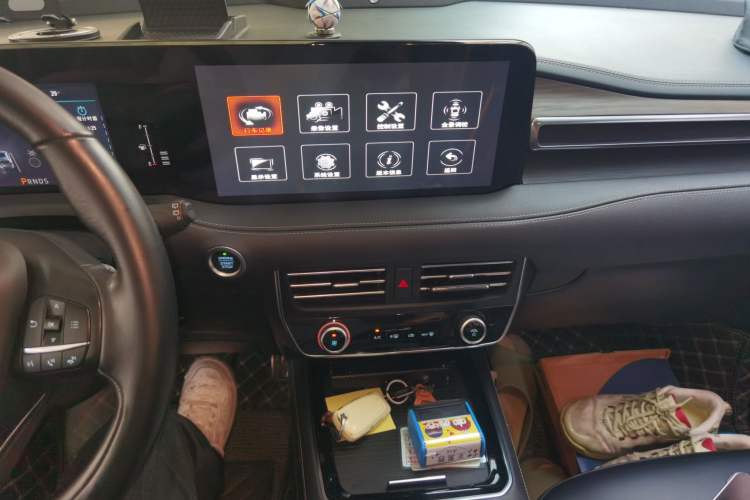 Used Ford Edge 2021 PLUS EcoBoost 245 Two-Wheel-Drive Titanium 7-Seater
