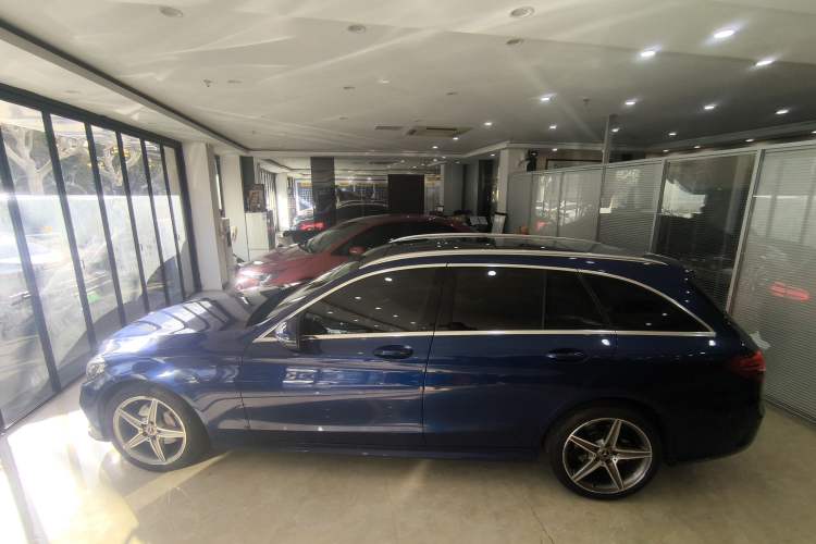 Used Mercedes-Benz C-Class 2018 C 200 Estate