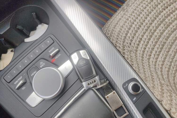 Used Audi A4L 2017 40 TFSI Fashion Model