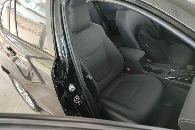 Used Toyota Corolla Cross 2024 2.0L Pioneer Edition
