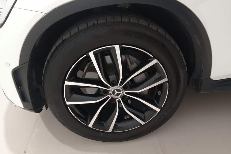 Used Mercedes-Benz GLC 2020 Facelifted GLC 260 L 4MATIC Dynamic Edition
