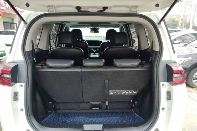 Used GAC Trumpchi M6 2021 PRO 270T DCT Luxury Edition
